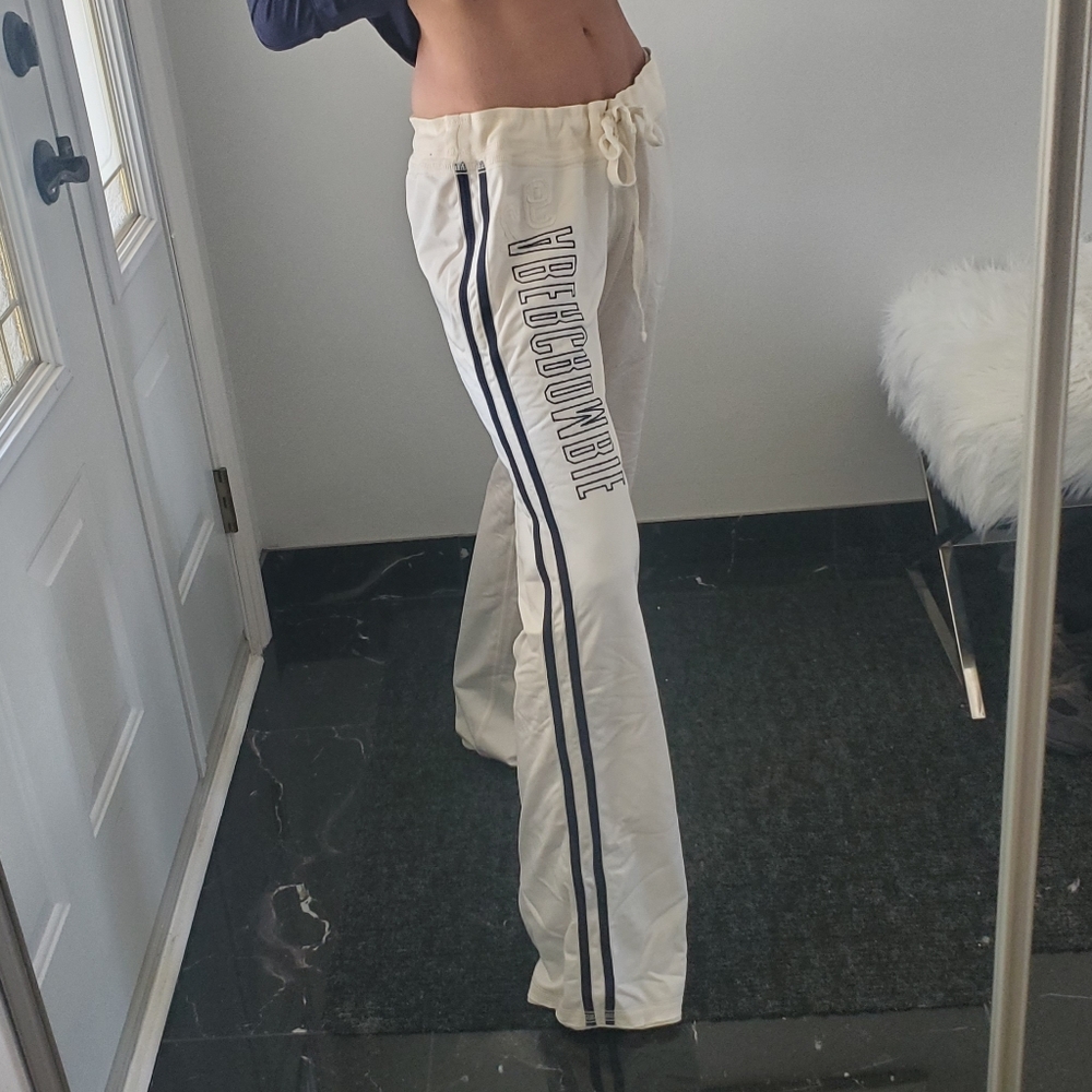 90s Abercrombie & Fitch Cream Wide Leg Track Pants Sweatpants M - Picture 2 of 11